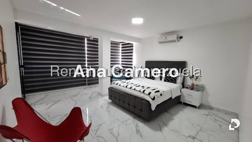 Casa en Santa Mónica, Caracas – 23