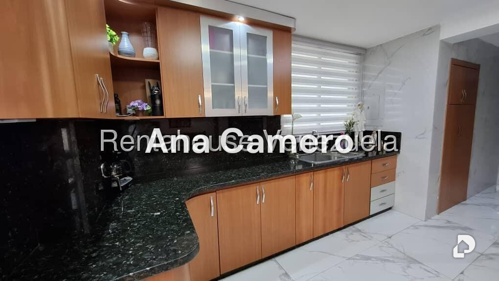 Casa en Santa Mónica, Caracas – 12