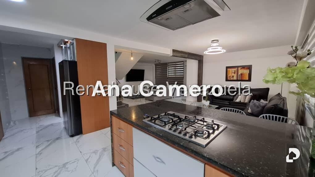 Casa en Santa Mónica, Caracas – 13