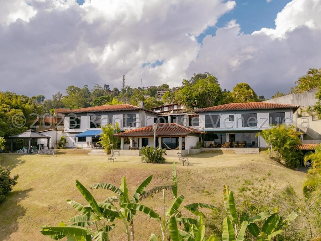 Casa en La Lagunita Country Club, Caracas - 1