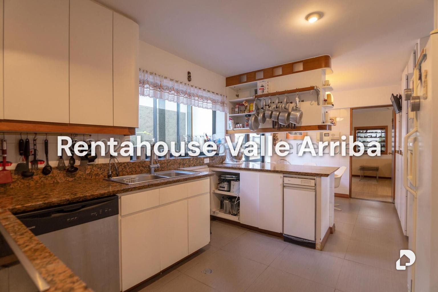 Casa en La Lagunita Country Club, Caracas – 28