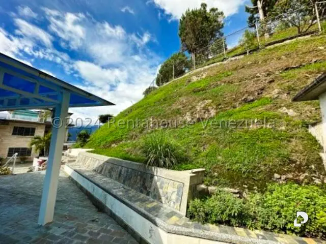 House in Los Naranjos (del Cafetal), Caracas – 13
