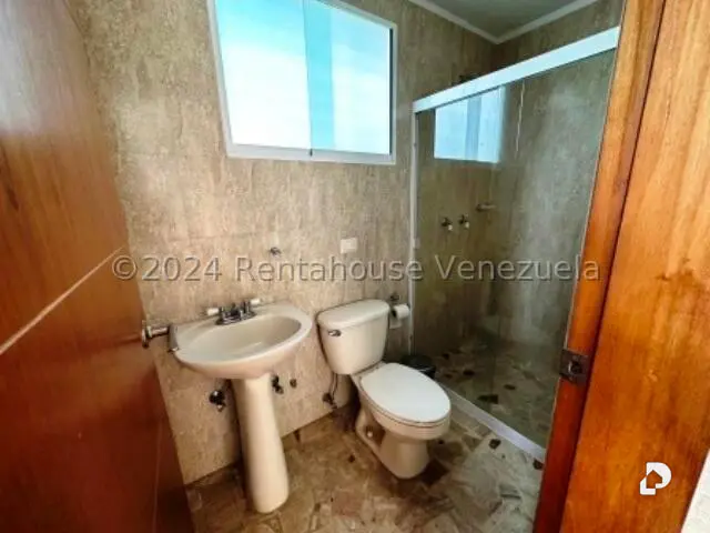House in Los Naranjos (del Cafetal), Caracas – 27
