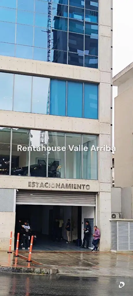 Oficina en Las Mercedes, Caracas – 11