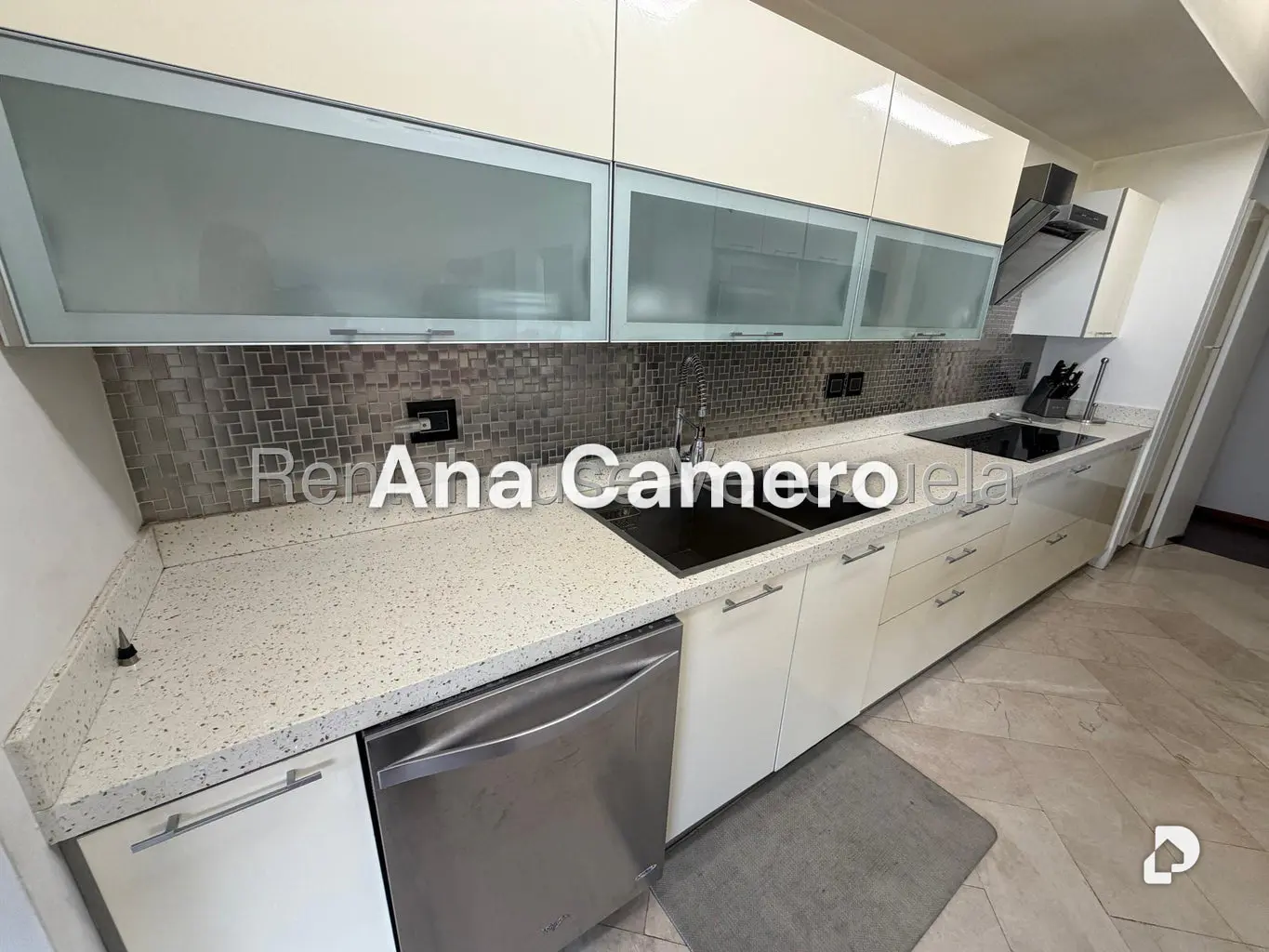 Apartamento en La Alameda, Caracas – 12