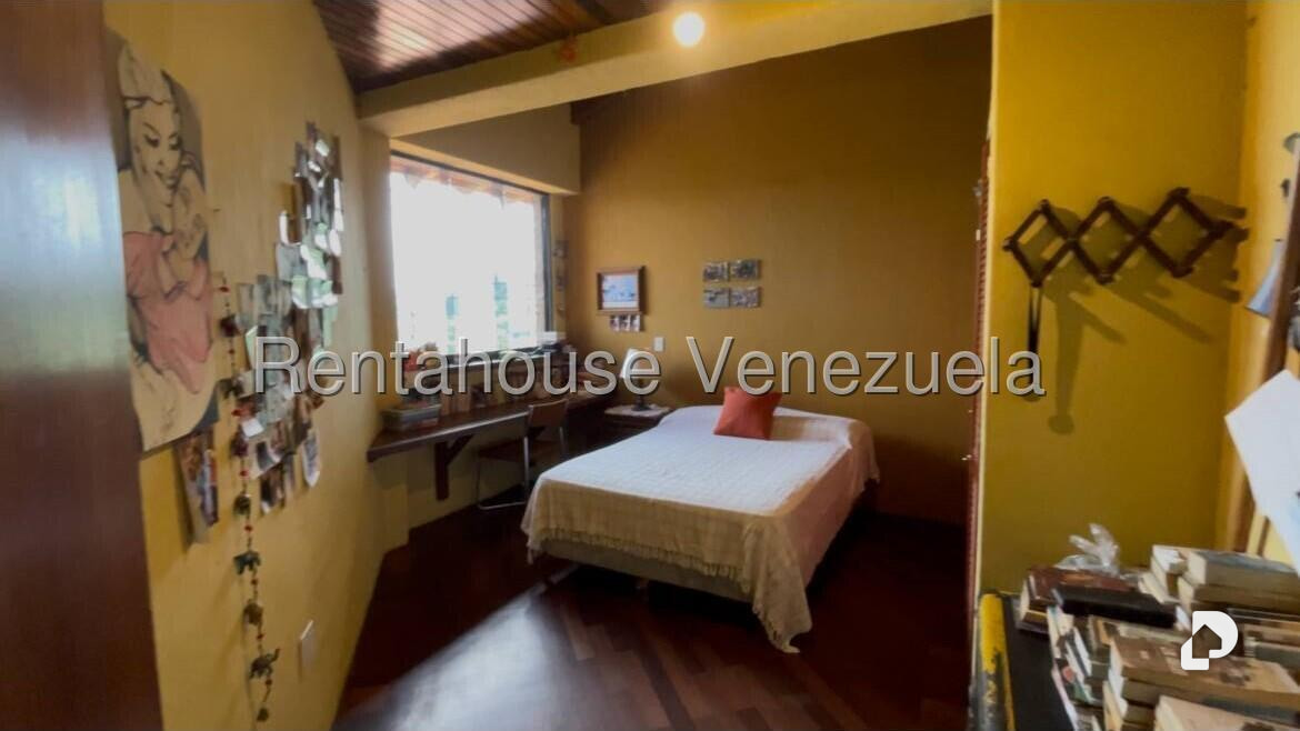 Casa en Los Guayabitos, Caracas – 26