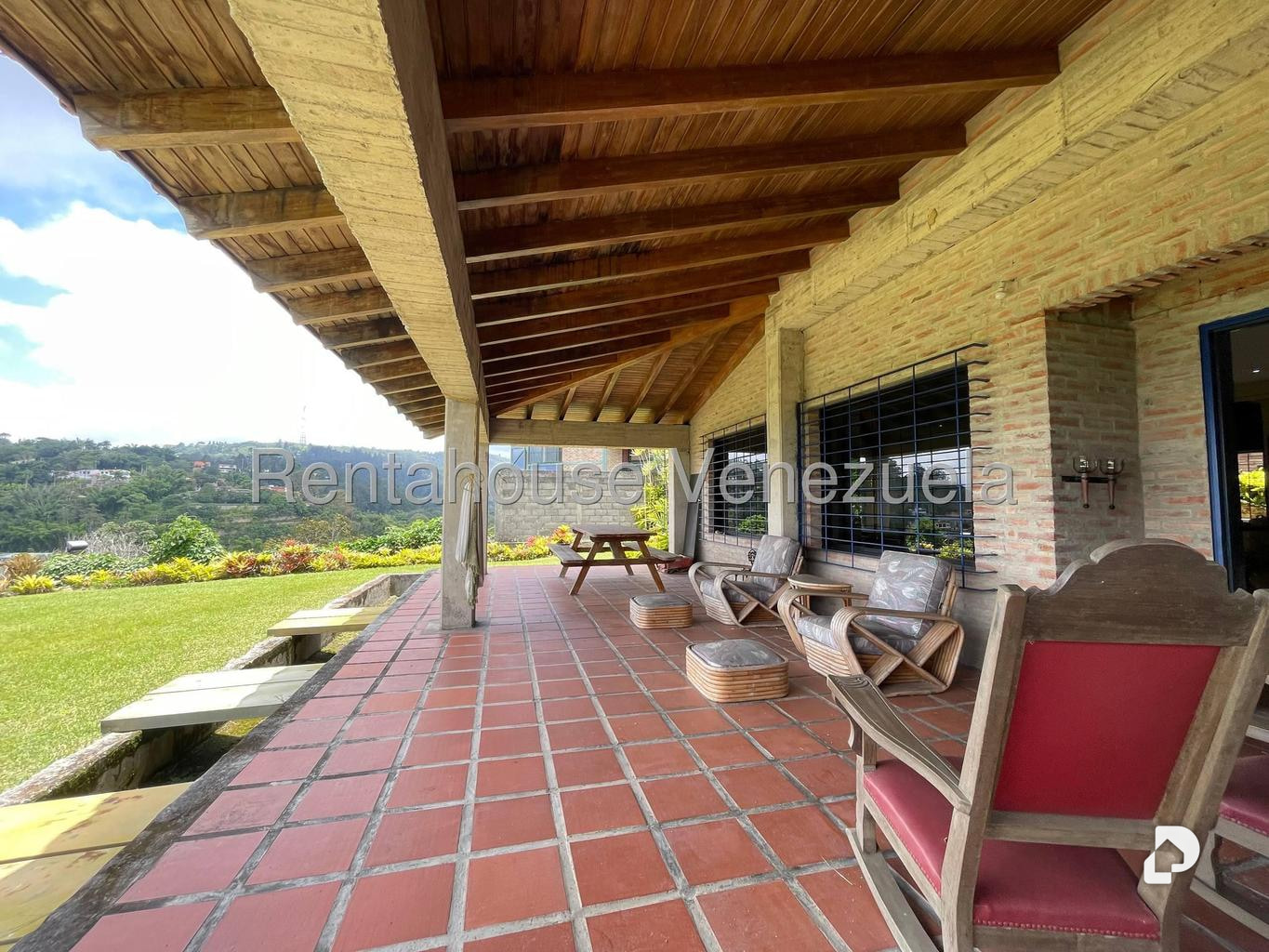 Casa en Los Guayabitos, Caracas – 15