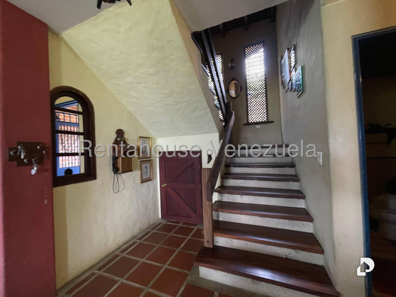 Casa en Los Guayabitos, Caracas – 18