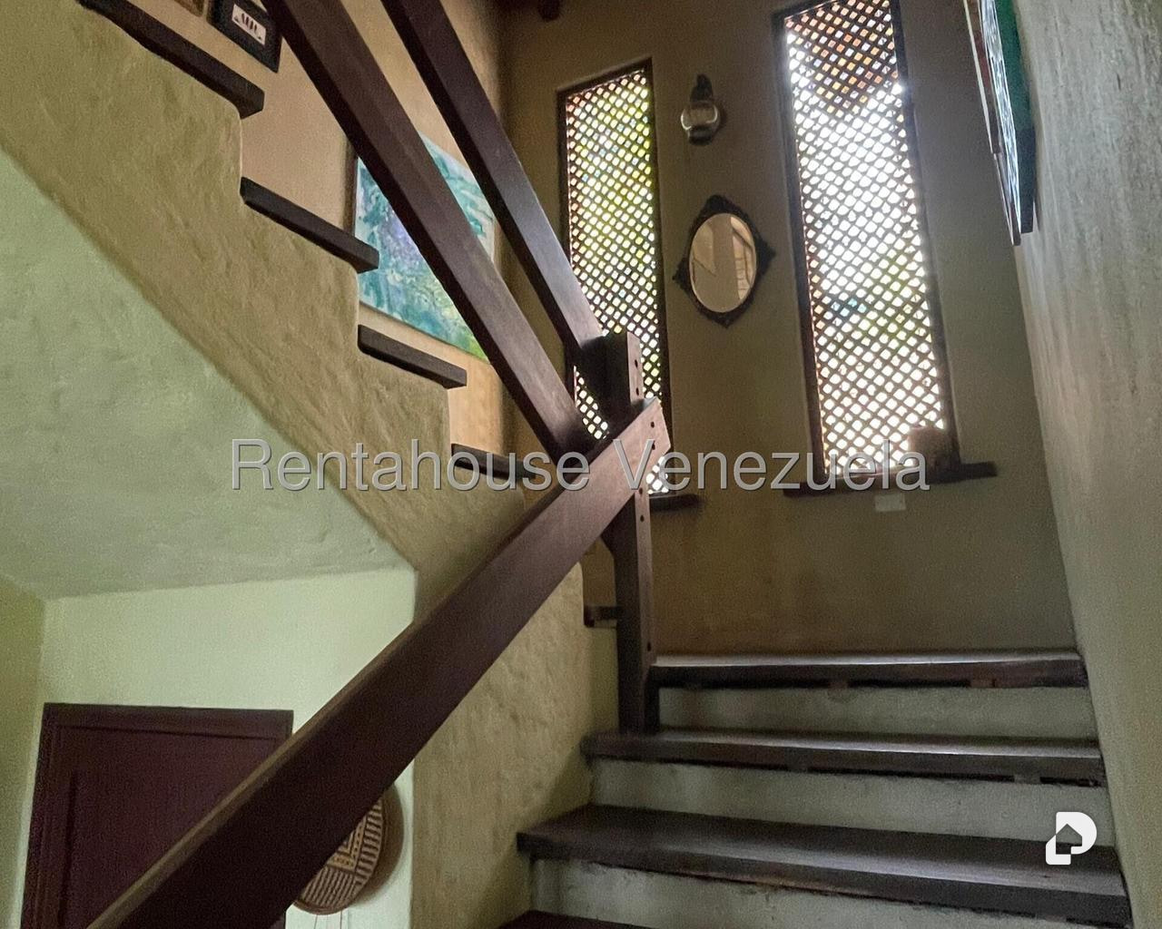 Casa en Los Guayabitos, Caracas – 19