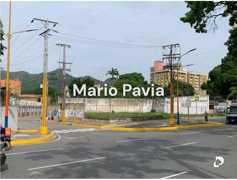 Terreno en Av. Bolívar Norte, Valencia – 1
