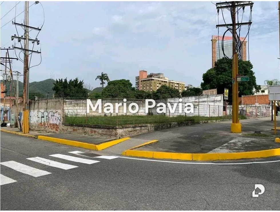 Terreno en Av. Bolívar Norte, Valencia – 2