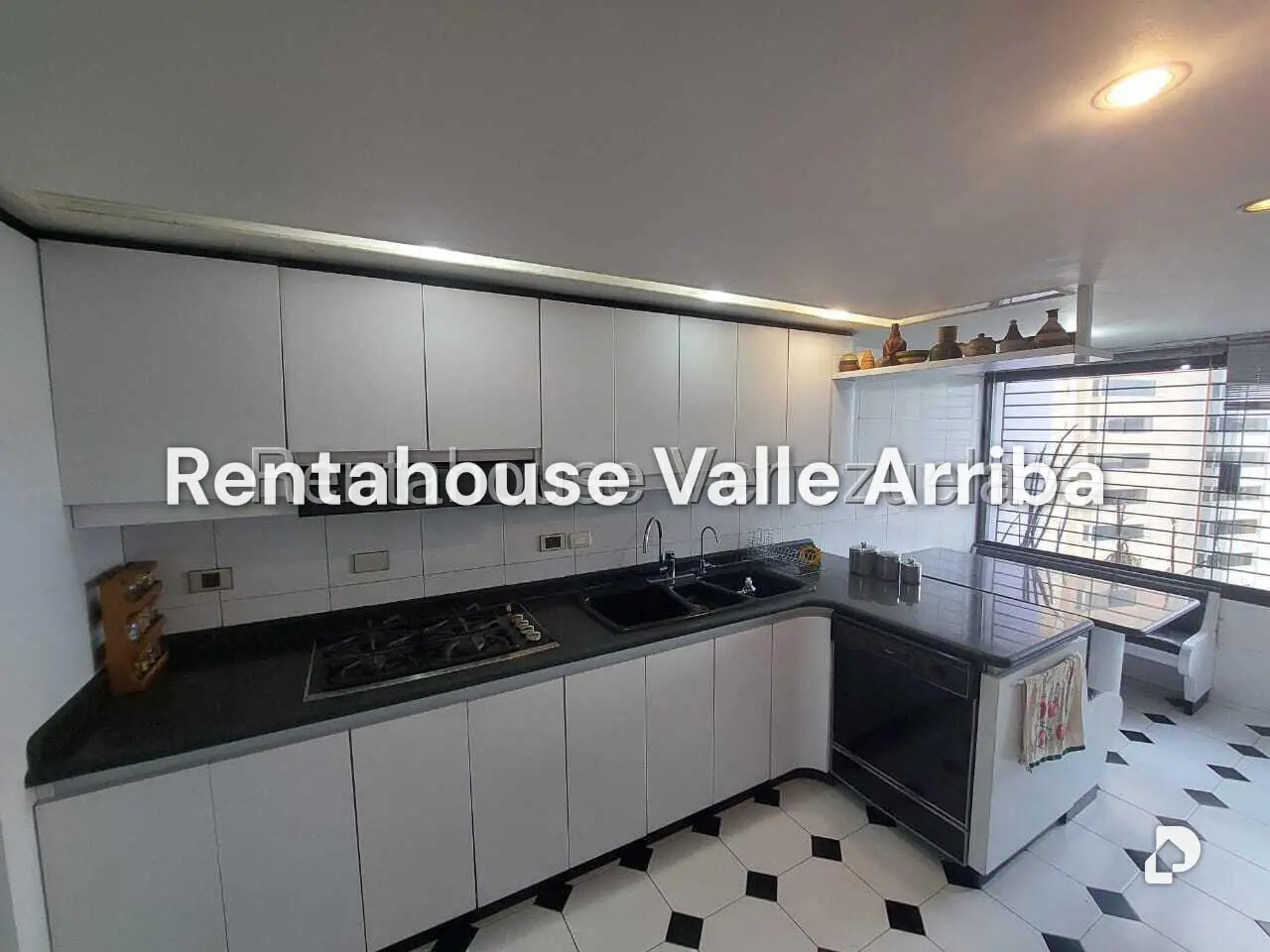 Apartamento en Los Naranjos (del Cafetal), Caracas – 13