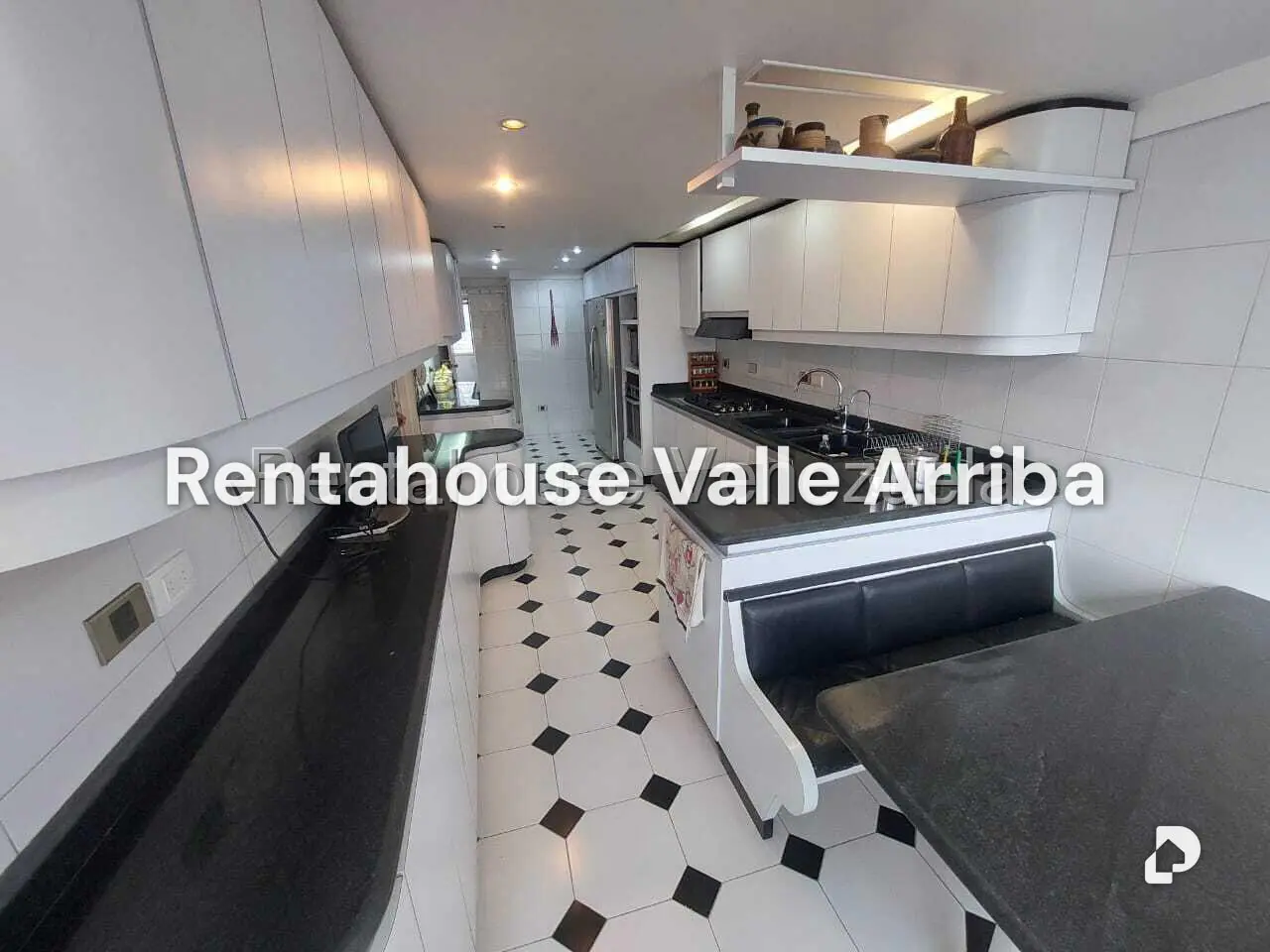 Apartamento en Los Naranjos (del Cafetal), Caracas – 16