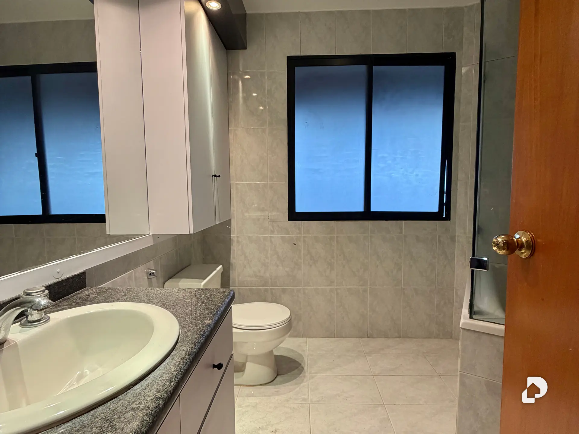 Apartamento en Urb. Miranda, Caracas – 25