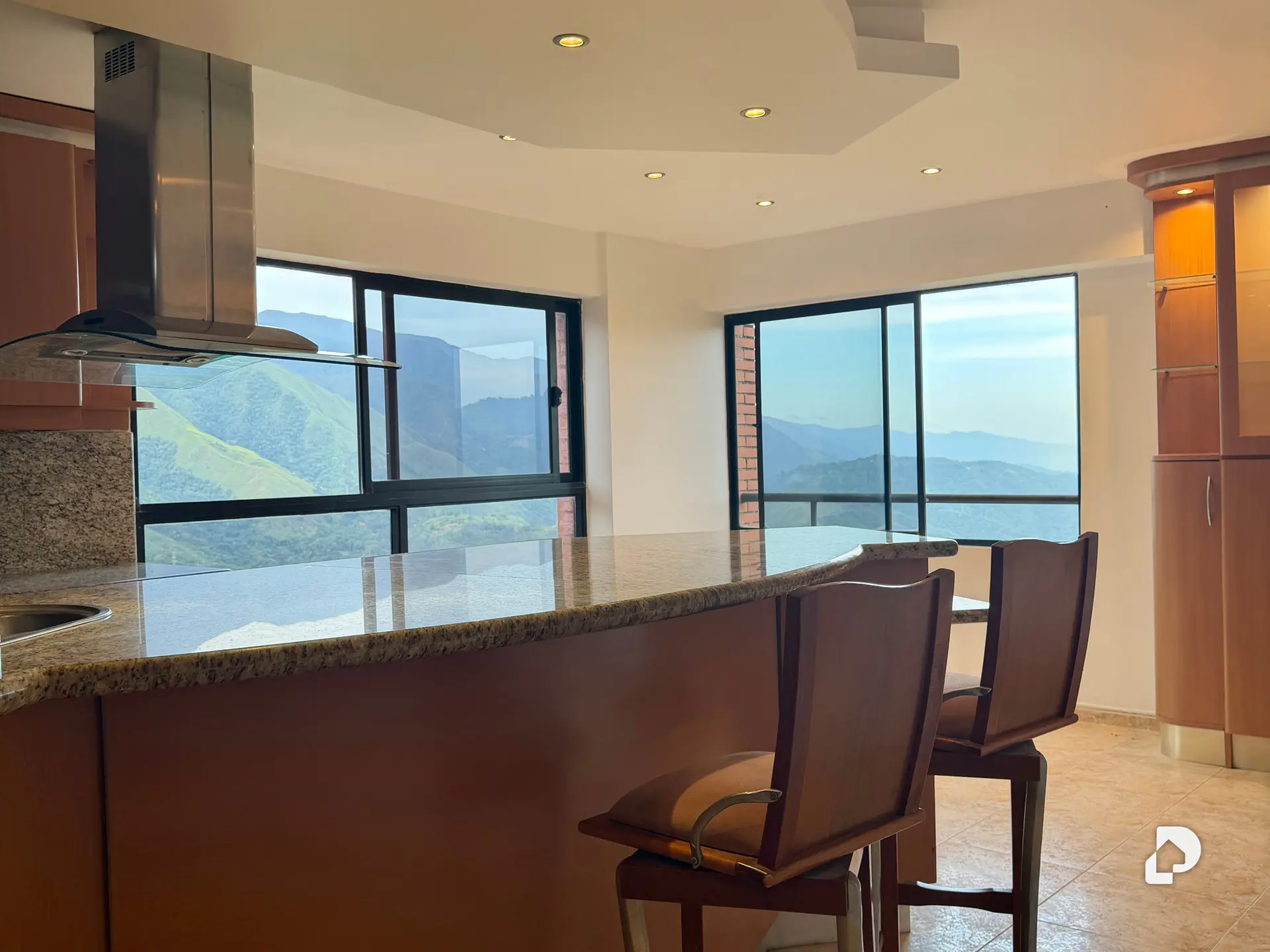 Apartamento en Urb. Miranda, Caracas – 12