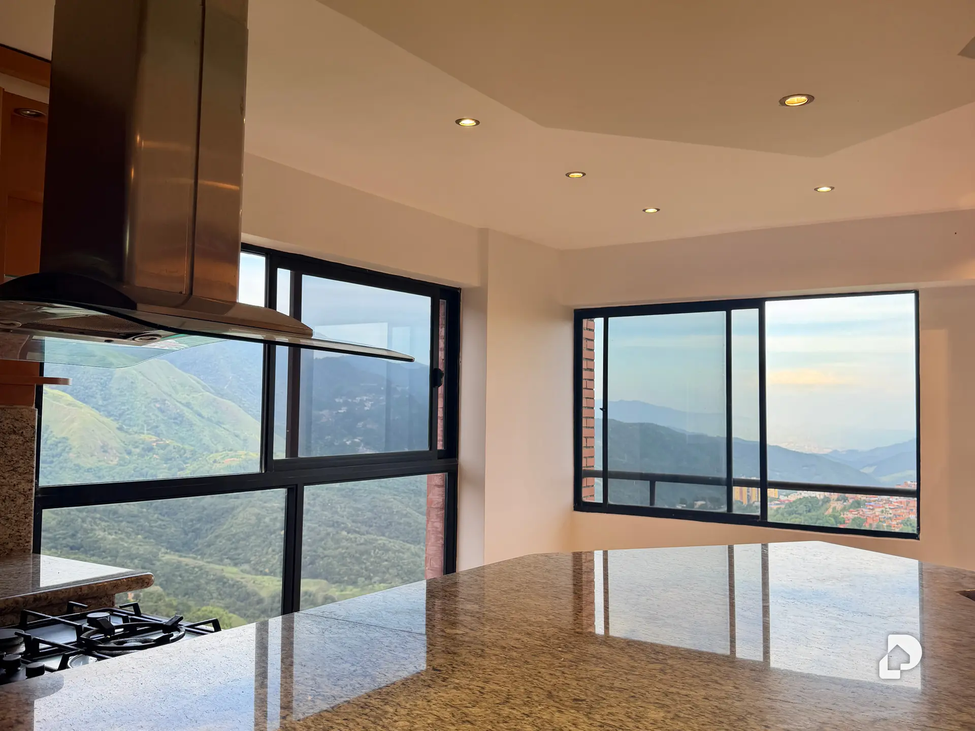 Apartamento en Urb. Miranda, Caracas – 11