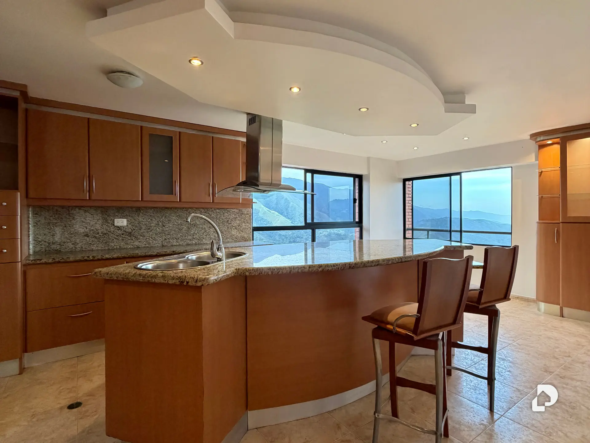 Apartamento en Urb. Miranda, Caracas – 13