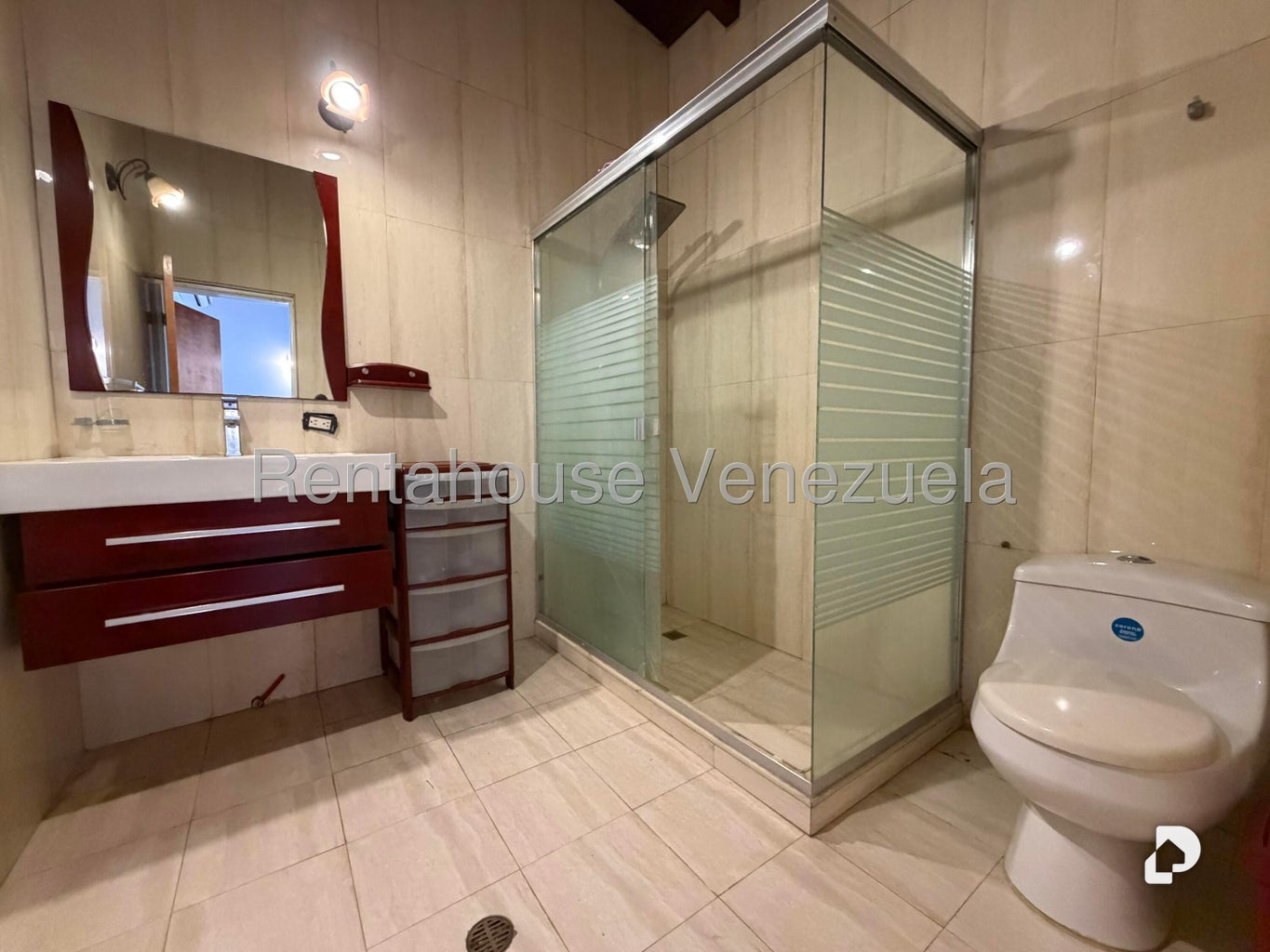 Casa en La Lagunita Country Club, Caracas – 52