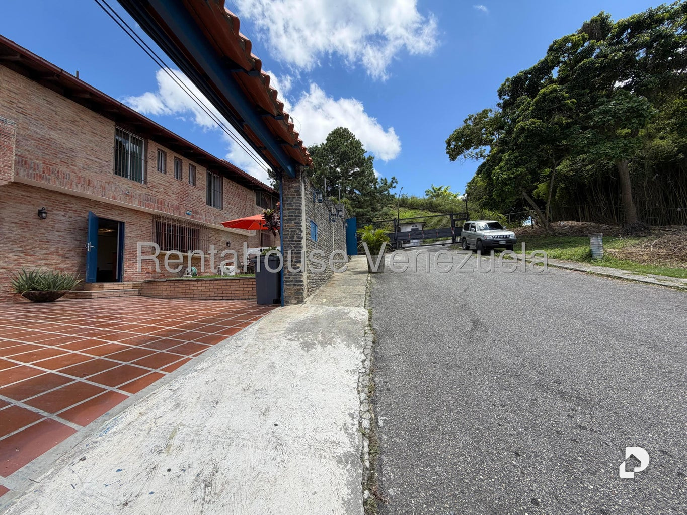 Casa en La Lagunita Country Club, Caracas – 11
