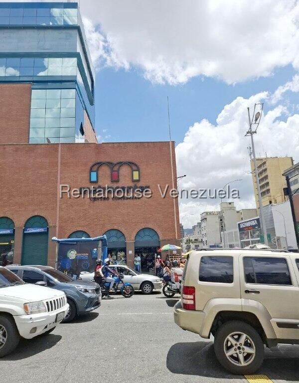 Local comercial en Caracas - 1