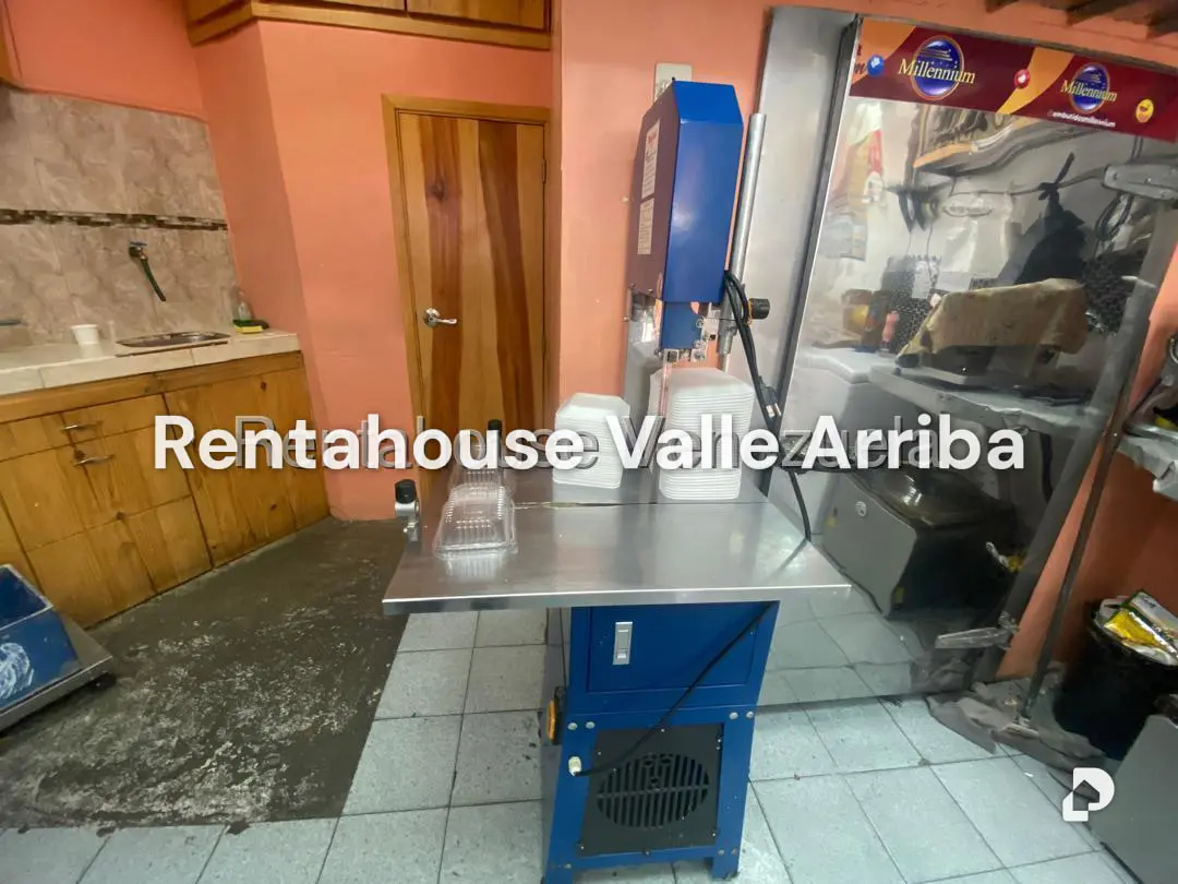 Local comercial en Las Acacias, Caracas – 13