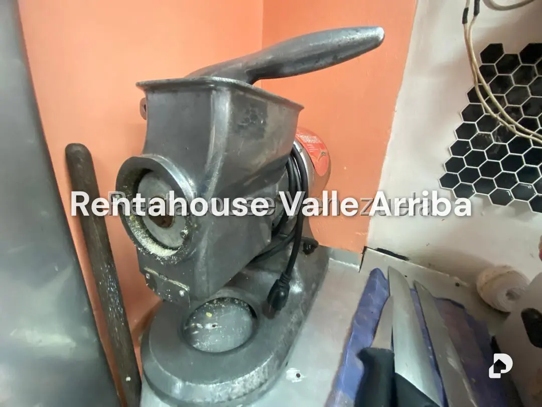 Local comercial en Las Acacias, Caracas – 12