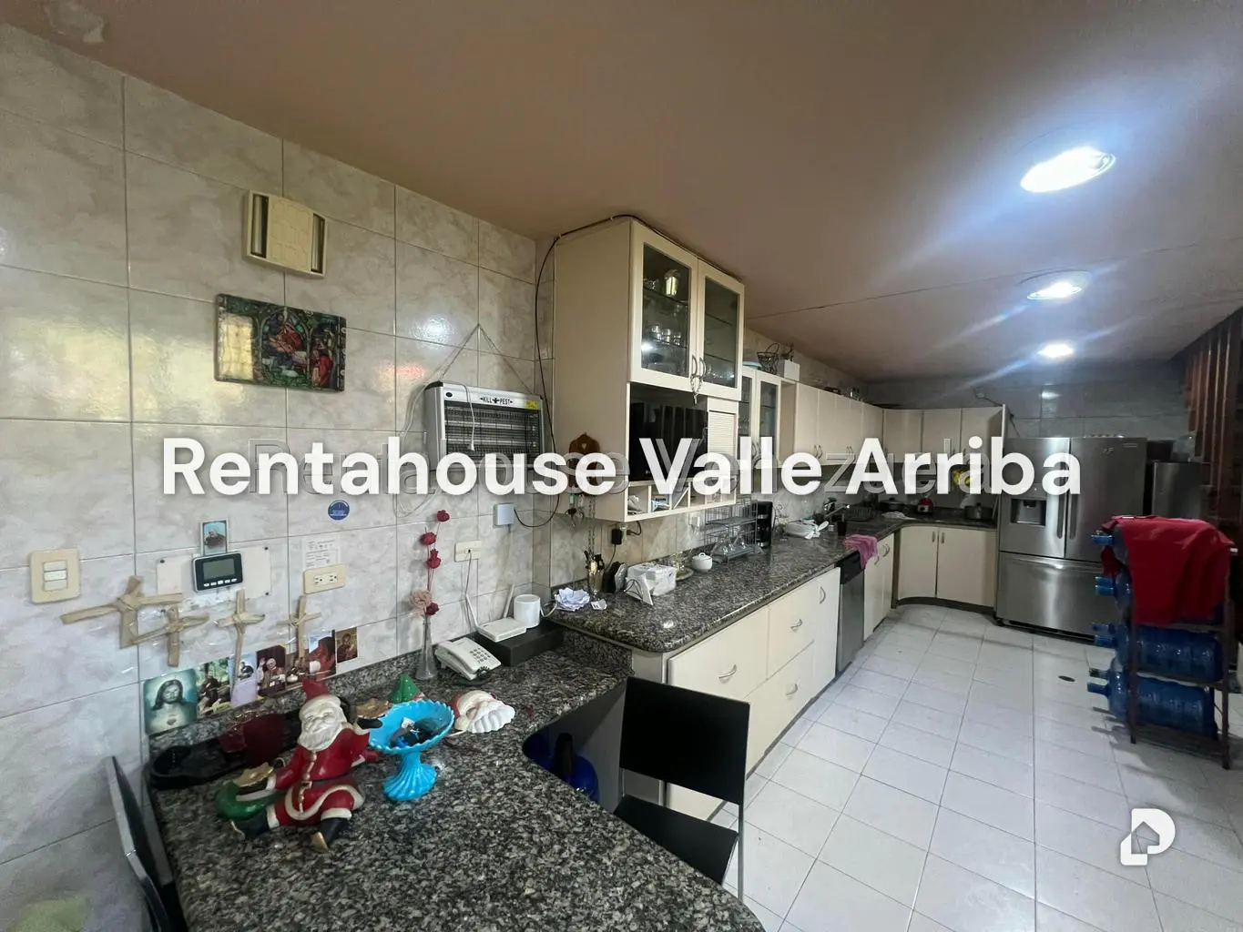 Casa en Los Geranios, Caracas – 14