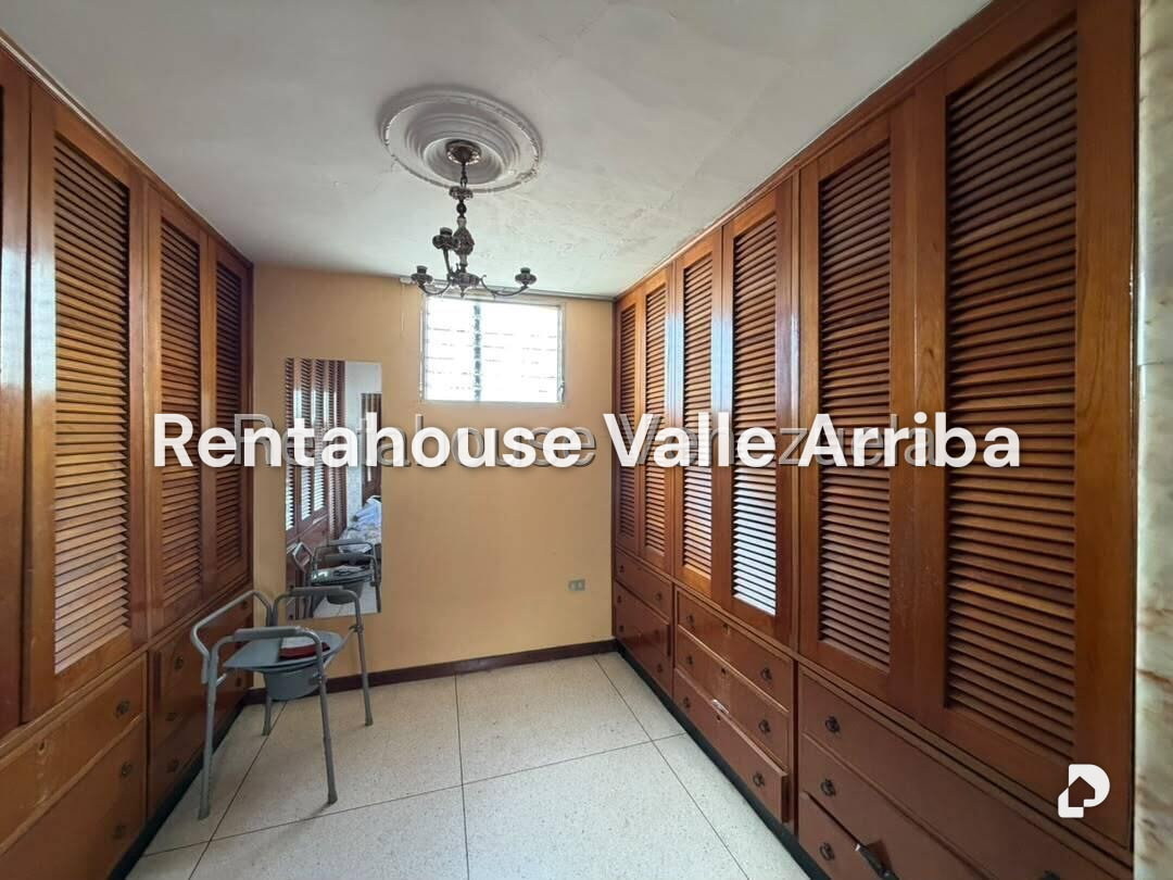 Apartamento en La Florida, Caracas – 24