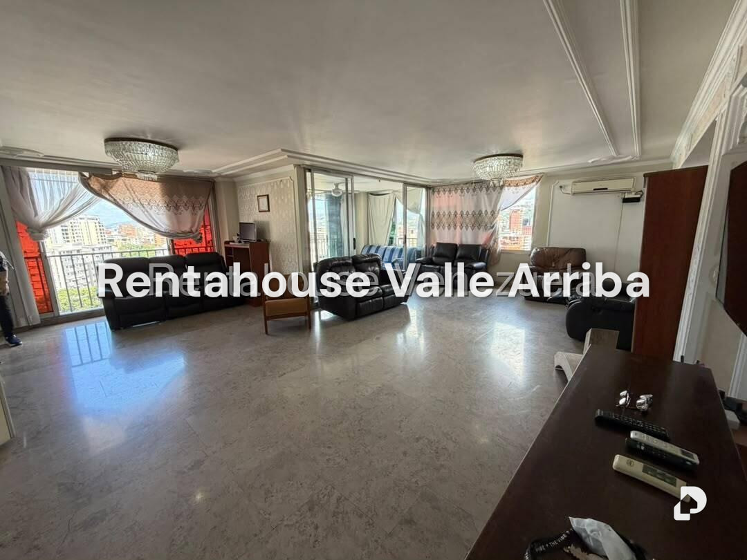 Apartamento en La Florida, Caracas – 4