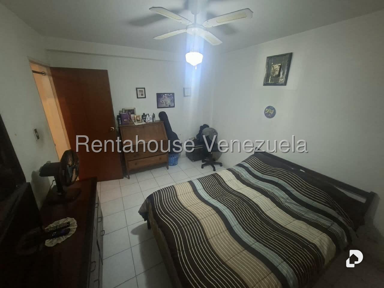 Apartment in Vista Alegre, Caracas – 18