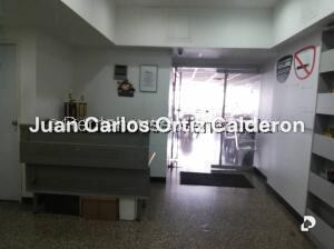 Local comercial en Boleíta Norte, Caracas – 16