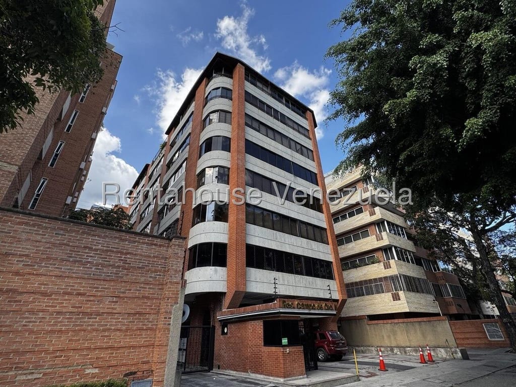 Apartamento en Campo Alegre, Caracas - 1