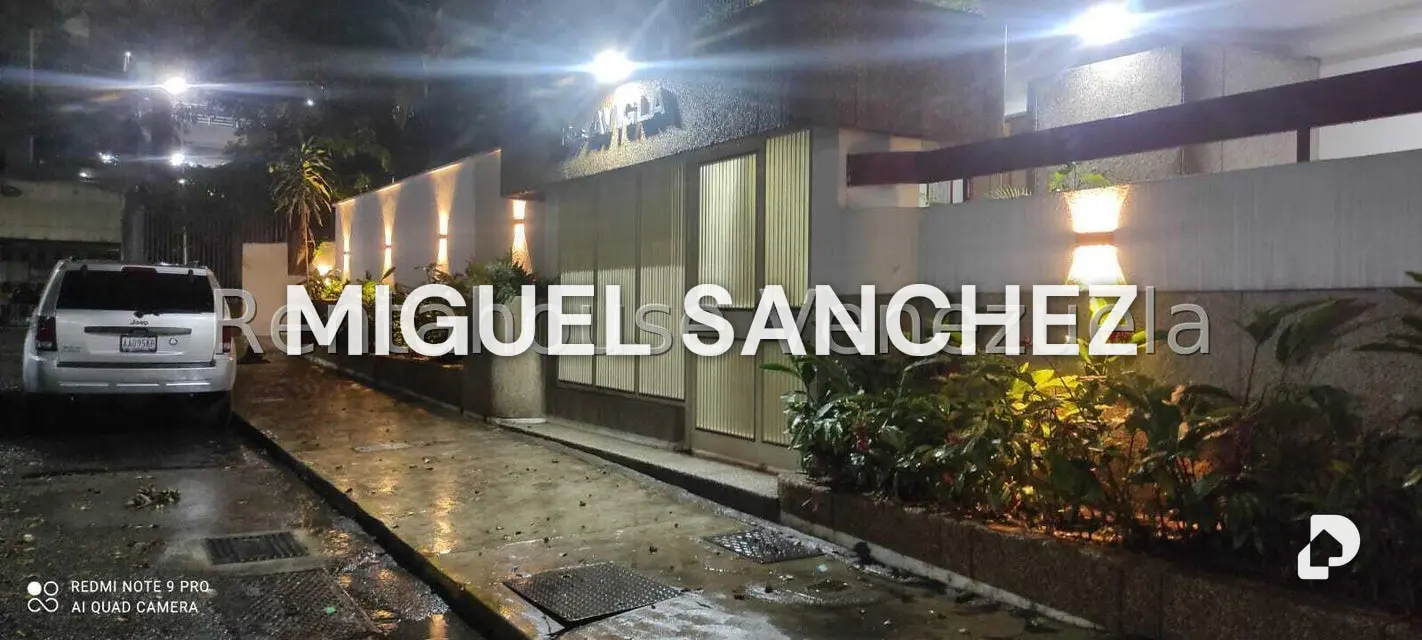 Apartamento en La Campiña, Caracas – 25
