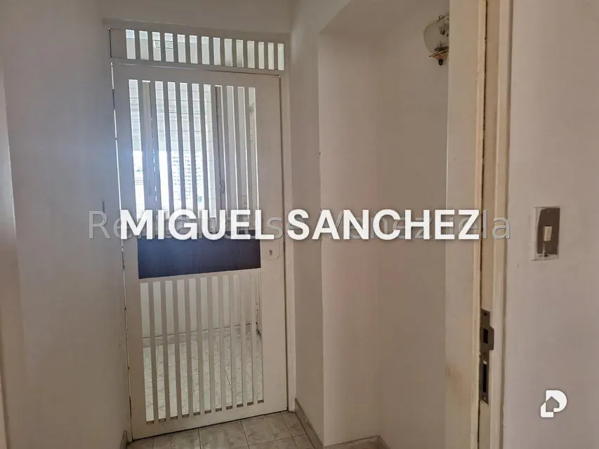 Apartamento en La Campiña, Caracas – 10