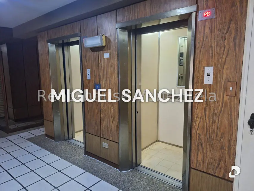 Apartamento en La Campiña, Caracas – 9