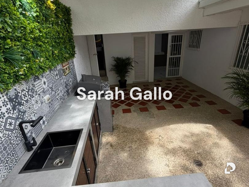 House in Prados del Este, Caracas – 12
