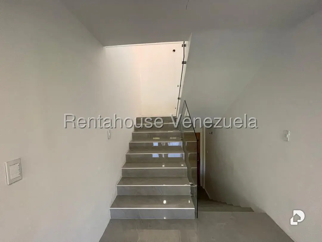 Apartamento en La Boyera, Caracas – 14