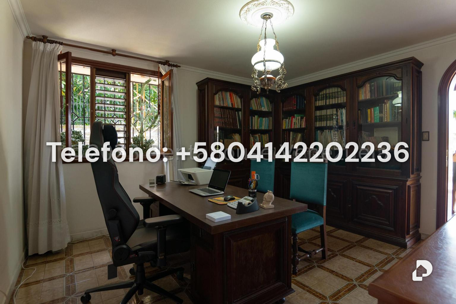 Casa en Cumbres de Curumo, Caracas – 30