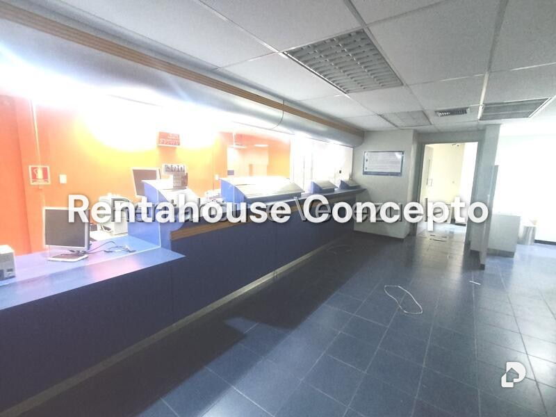 Local comercial en Los Jarales, San Diego – 3