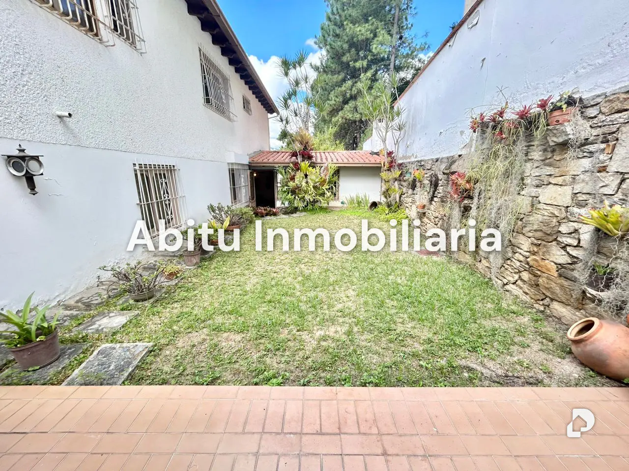 House in La Tahona, Caracas – 3