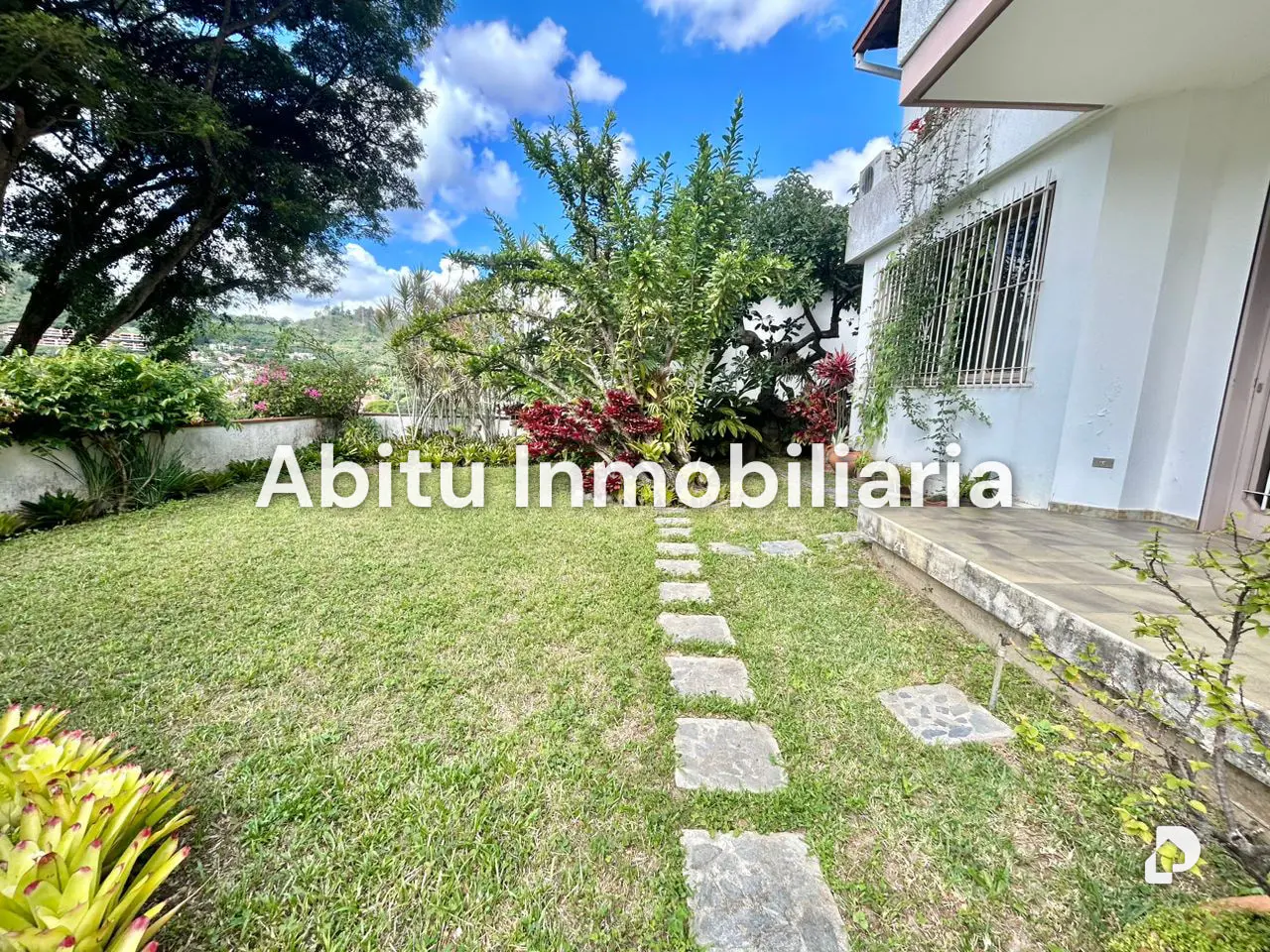 House in La Tahona, Caracas – 2