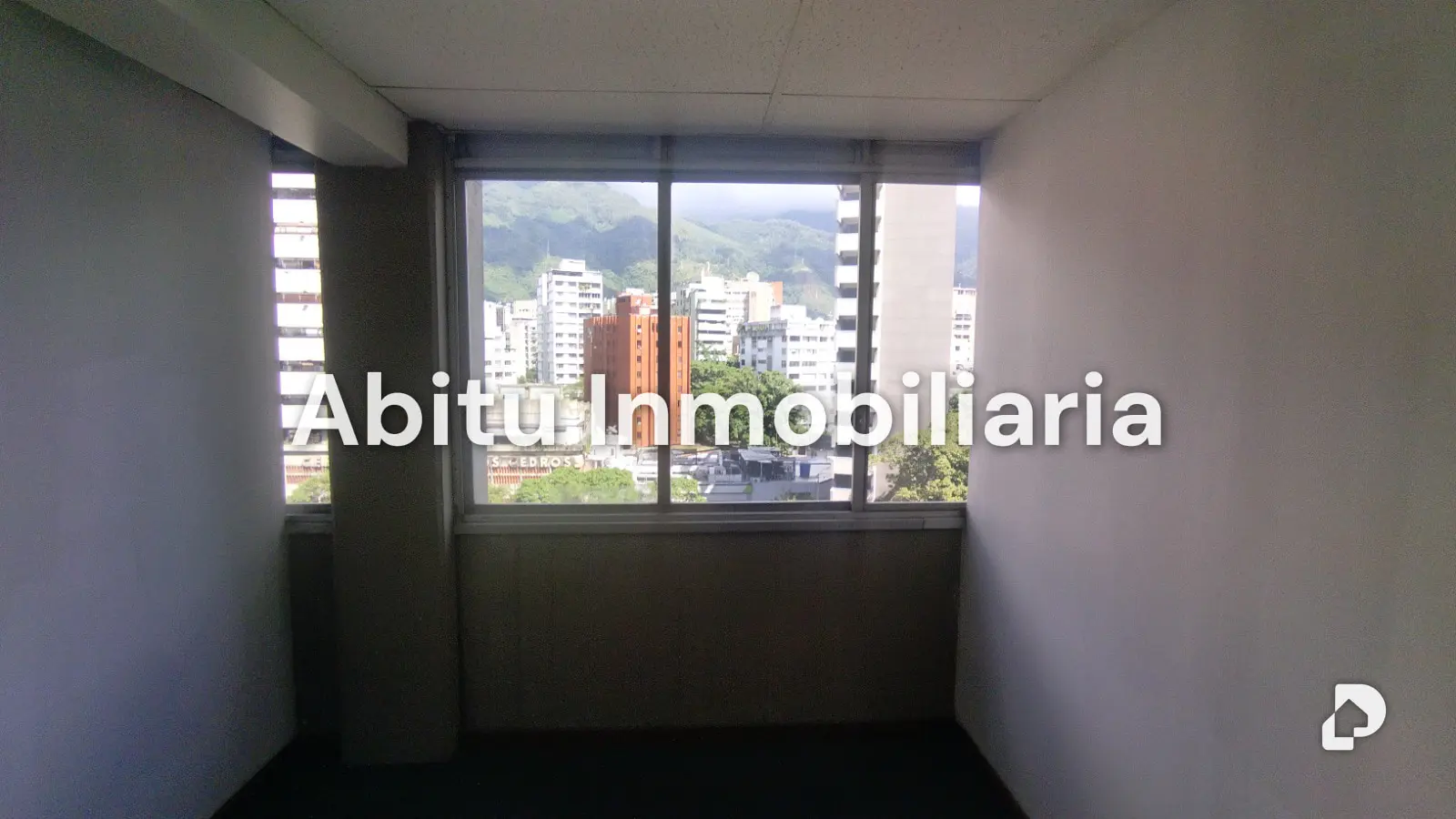 Apartamento en Plaza Venezuela, Caracas – 23