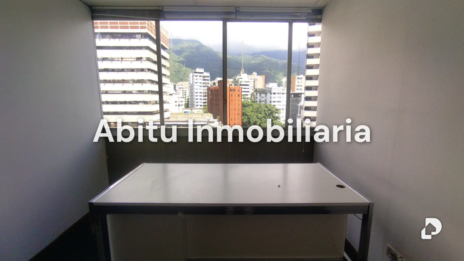 Apartamento en Plaza Venezuela, Caracas – 12