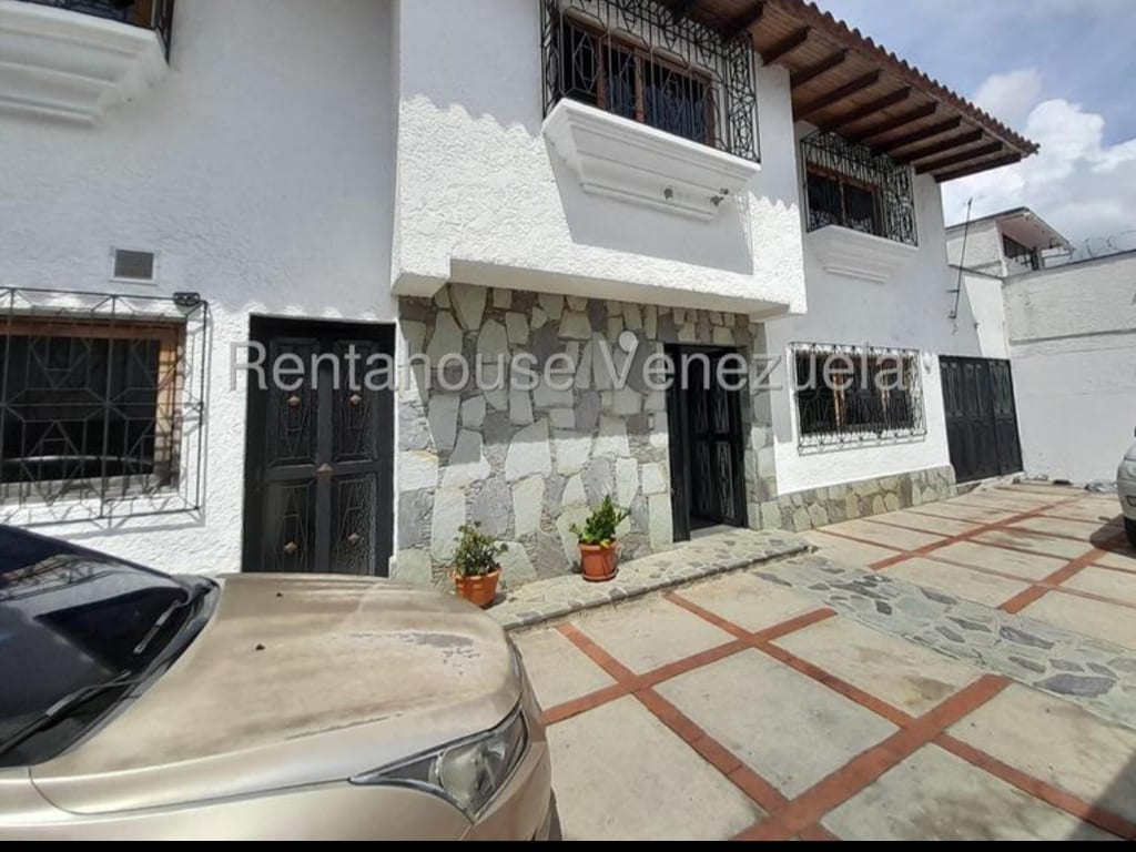 House in Colinas de Bello Monte, Caracas - 1
