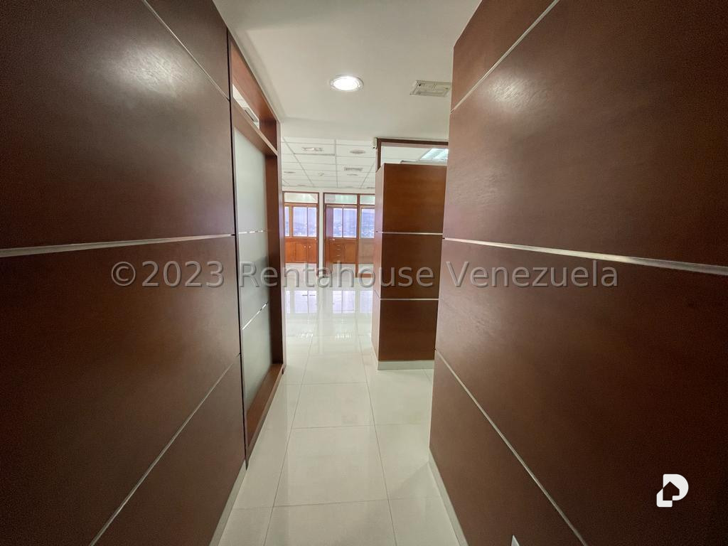 Oficina en Los Palos Grandes, Caracas