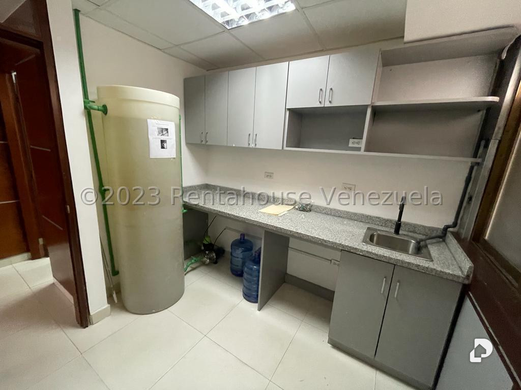 Oficina en Los Palos Grandes, Caracas