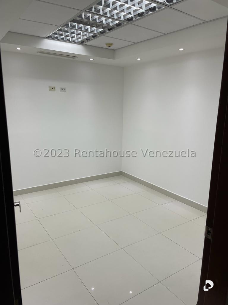 Oficina en Los Palos Grandes, Caracas
