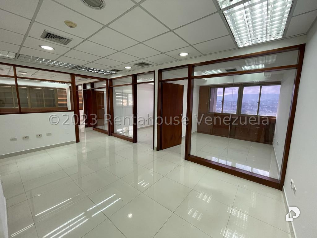 Oficina en Los Palos Grandes, Caracas