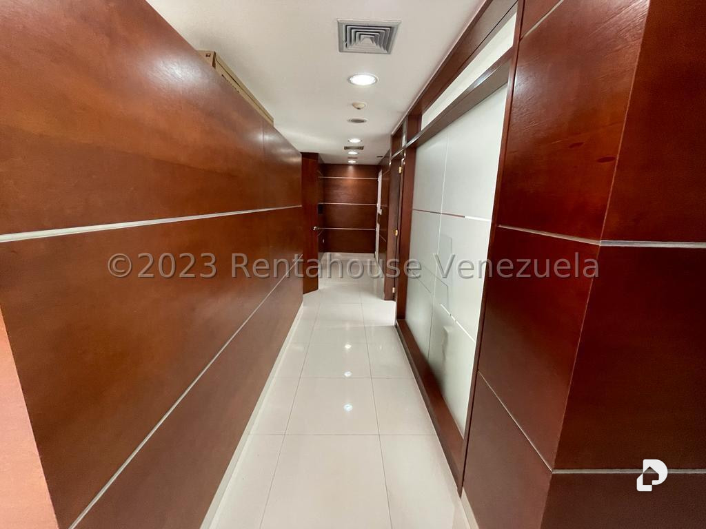 Oficina en Los Palos Grandes, Caracas