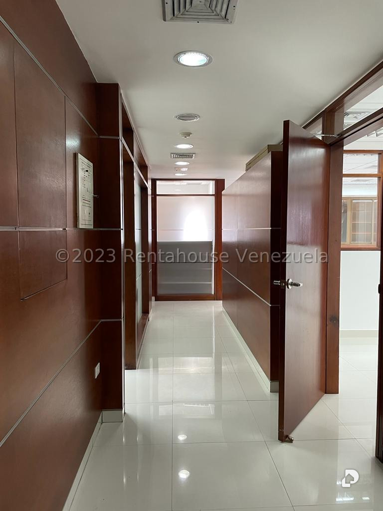 Oficina en Los Palos Grandes, Caracas
